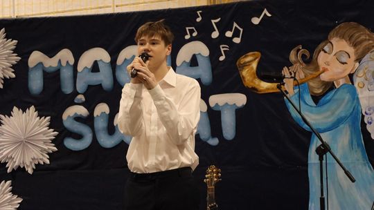 Gm. Leśniowice. III Jarmark Bożonarodzeniowy połączony z koncertem charytatywnym „Gramy dla Neli” [GALERIA ZDJĘĆ]