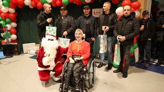 Gm. Leśniowice. III Jarmark Bożonarodzeniowy połączony z koncertem charytatywnym „Gramy dla Neli” [GALERIA ZDJĘĆ]