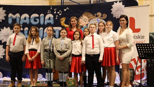 Gm. Leśniowice. III Jarmark Bożonarodzeniowy połączony z koncertem charytatywnym „Gramy dla Neli” [GALERIA ZDJĘĆ]