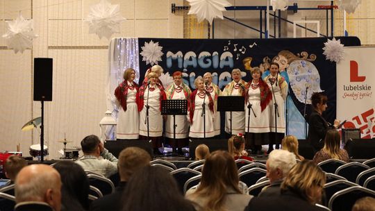 Gm. Leśniowice. III Jarmark Bożonarodzeniowy połączony z koncertem charytatywnym „Gramy dla Neli” [GALERIA ZDJĘĆ]