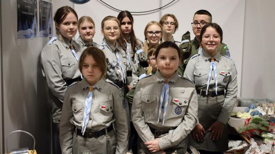 Gm. Leśniowice. III Jarmark Bożonarodzeniowy połączony z koncertem charytatywnym „Gramy dla Neli” [GALERIA ZDJĘĆ]