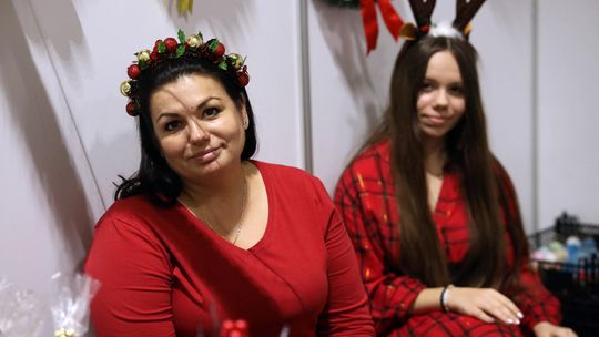 Gm. Leśniowice. III Jarmark Bożonarodzeniowy połączony z koncertem charytatywnym „Gramy dla Neli” [GALERIA ZDJĘĆ]