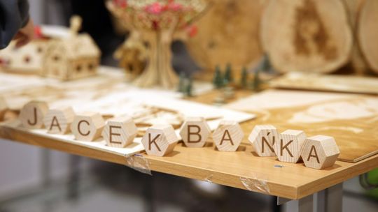 Gm. Leśniowice. III Jarmark Bożonarodzeniowy połączony z koncertem charytatywnym „Gramy dla Neli” [GALERIA ZDJĘĆ]