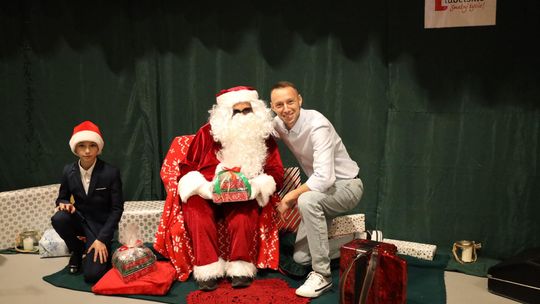 Gm. Leśniowice. III Jarmark Bożonarodzeniowy połączony z koncertem charytatywnym „Gramy dla Neli” [GALERIA ZDJĘĆ]