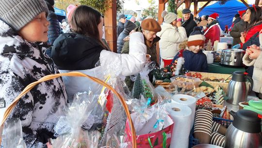 Tłumy na Jarmarku Świątecznym w Rejowcu [GALERIA ZDJĘĆ]