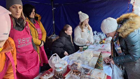 Tłumy na Jarmarku Świątecznym w Rejowcu [GALERIA ZDJĘĆ]