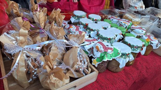 Tłumy na Jarmarku Świątecznym w Rejowcu [GALERIA ZDJĘĆ]