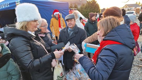 Tłumy na Jarmarku Świątecznym w Rejowcu [GALERIA ZDJĘĆ]