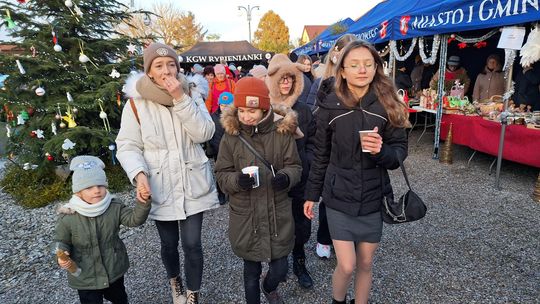 Tłumy na Jarmarku Świątecznym w Rejowcu [GALERIA ZDJĘĆ]