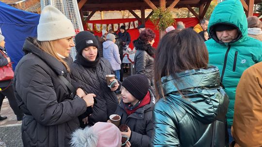 Tłumy na Jarmarku Świątecznym w Rejowcu [GALERIA ZDJĘĆ]