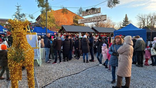 Tłumy na Jarmarku Świątecznym w Rejowcu [GALERIA ZDJĘĆ]
