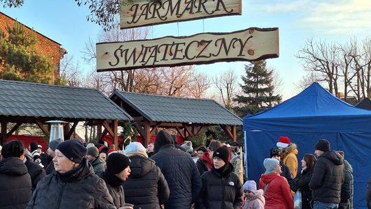 Tłumy na Jarmarku Świątecznym w Rejowcu [GALERIA ZDJĘĆ]