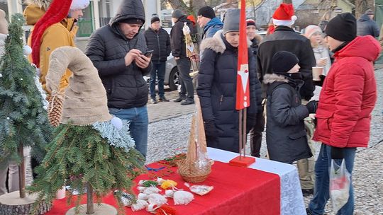 Tłumy na Jarmarku Świątecznym w Rejowcu [GALERIA ZDJĘĆ]