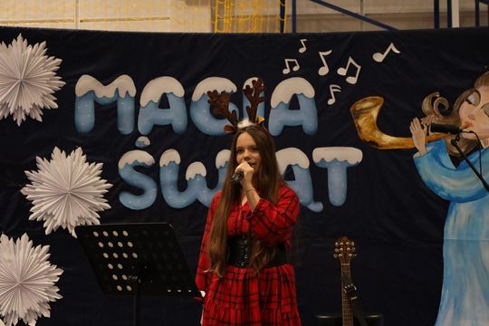 Gm. Leśniowice. III Jarmark Bożonarodzeniowy połączony z koncertem charytatywnym „Gramy dla Neli” [GALERIA ZDJĘĆ]