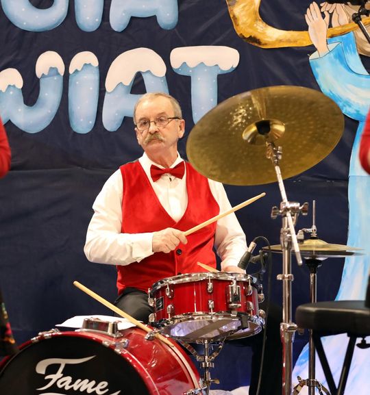 Gm. Leśniowice. III Jarmark Bożonarodzeniowy połączony z koncertem charytatywnym „Gramy dla Neli” [GALERIA ZDJĘĆ]