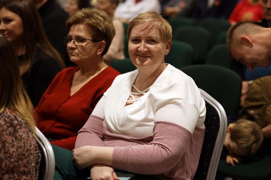 Gm. Leśniowice. III Jarmark Bożonarodzeniowy połączony z koncertem charytatywnym „Gramy dla Neli” [GALERIA ZDJĘĆ]