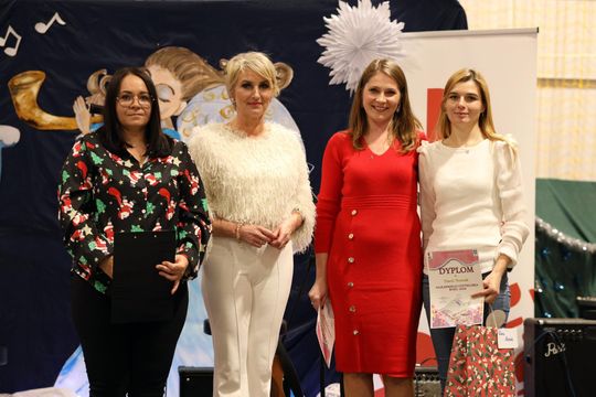 Gm. Leśniowice. III Jarmark Bożonarodzeniowy połączony z koncertem charytatywnym „Gramy dla Neli” [GALERIA ZDJĘĆ]