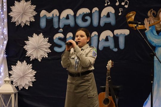 Gm. Leśniowice. III Jarmark Bożonarodzeniowy połączony z koncertem charytatywnym „Gramy dla Neli” [GALERIA ZDJĘĆ]