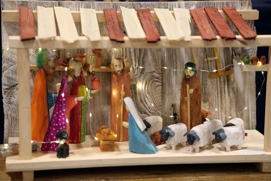 Gm. Leśniowice. III Jarmark Bożonarodzeniowy połączony z koncertem charytatywnym „Gramy dla Neli” [GALERIA ZDJĘĆ]