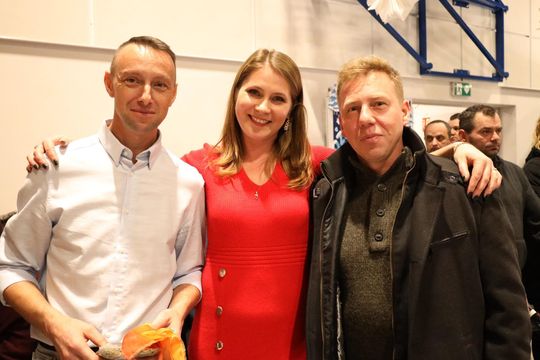 Gm. Leśniowice. III Jarmark Bożonarodzeniowy połączony z koncertem charytatywnym „Gramy dla Neli” [GALERIA ZDJĘĆ]