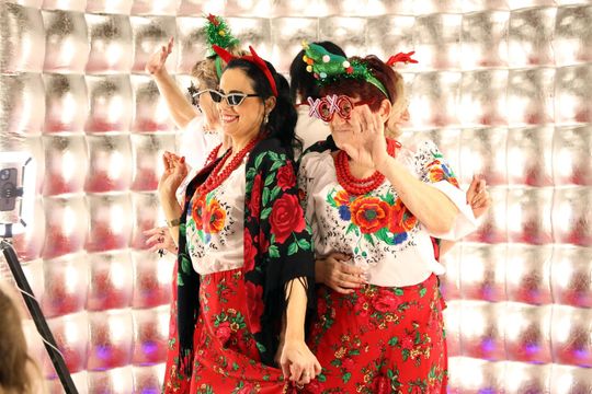 Gm. Leśniowice. III Jarmark Bożonarodzeniowy połączony z koncertem charytatywnym „Gramy dla Neli” [GALERIA ZDJĘĆ]