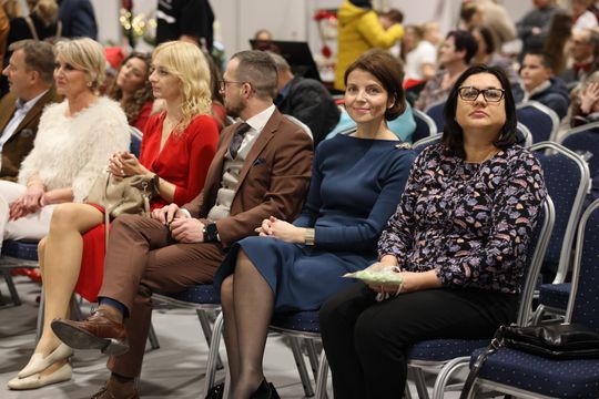 Gm. Leśniowice. III Jarmark Bożonarodzeniowy połączony z koncertem charytatywnym „Gramy dla Neli” [GALERIA ZDJĘĆ]