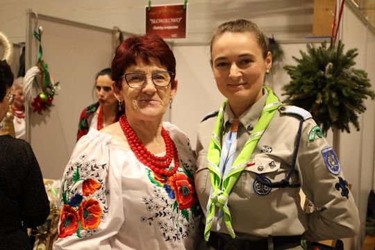 Gm. Leśniowice. III Jarmark Bożonarodzeniowy połączony z koncertem charytatywnym „Gramy dla Neli” [GALERIA ZDJĘĆ]