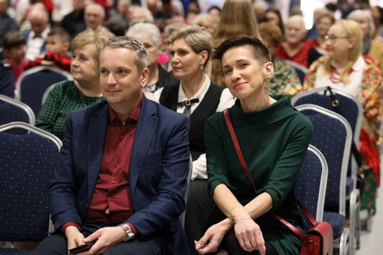 Gm. Leśniowice. III Jarmark Bożonarodzeniowy połączony z koncertem charytatywnym „Gramy dla Neli” [GALERIA ZDJĘĆ]