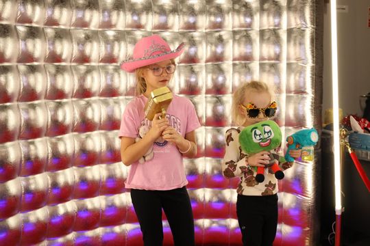 Gm. Leśniowice. III Jarmark Bożonarodzeniowy połączony z koncertem charytatywnym „Gramy dla Neli” [GALERIA ZDJĘĆ]