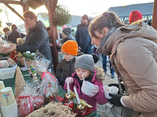 Tłumy na Jarmarku Świątecznym w Rejowcu [GALERIA ZDJĘĆ]