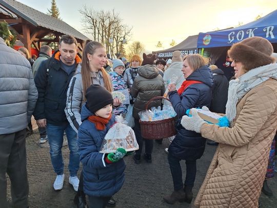Tłumy na Jarmarku Świątecznym w Rejowcu [GALERIA ZDJĘĆ]