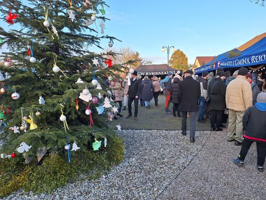 Tłumy na Jarmarku Świątecznym w Rejowcu [GALERIA ZDJĘĆ]