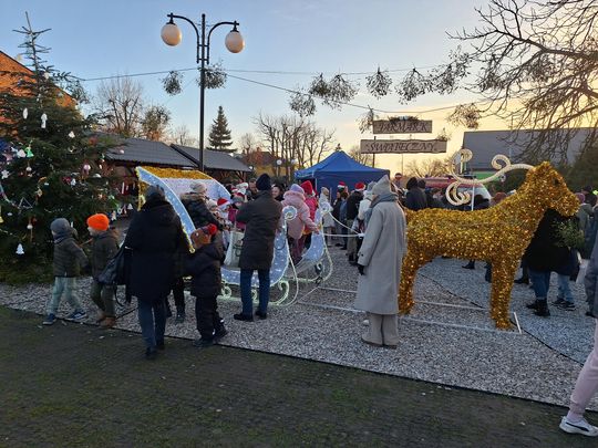 Tłumy na Jarmarku Świątecznym w Rejowcu [GALERIA ZDJĘĆ]