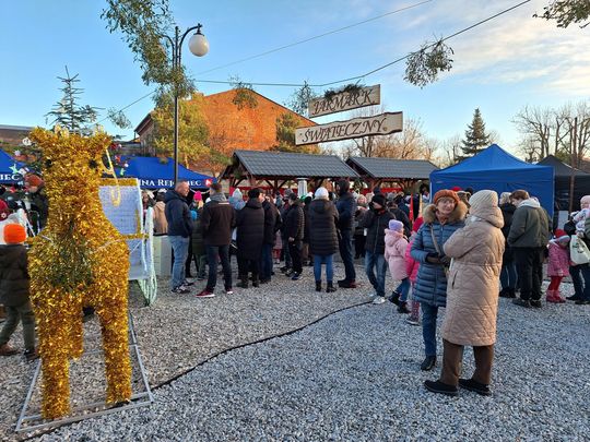 Tłumy na Jarmarku Świątecznym w Rejowcu [GALERIA ZDJĘĆ]