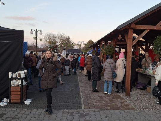 Tłumy na Jarmarku Świątecznym w Rejowcu [GALERIA ZDJĘĆ]