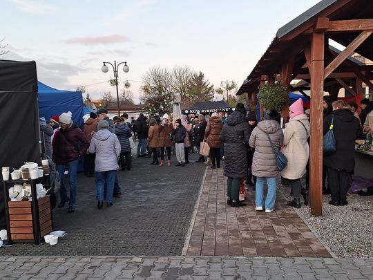 Tłumy na Jarmarku Świątecznym w Rejowcu [GALERIA ZDJĘĆ]