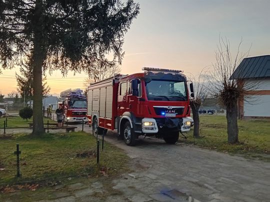 Gm. Hanna. Pożar od petardy odpalonej przy kotłowni [ZDJĘCIA]