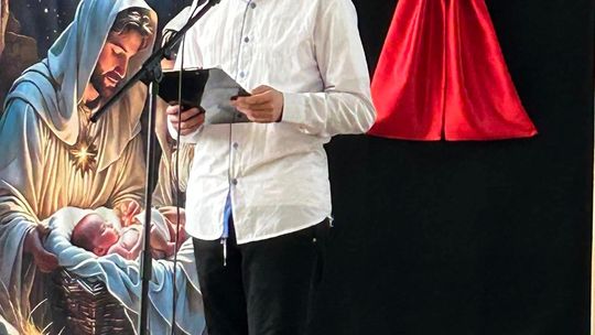 Spotkanie świąteczne w Szkole Podstawowej w Wierzbicy  [GALERIA ZDJĘĆ]