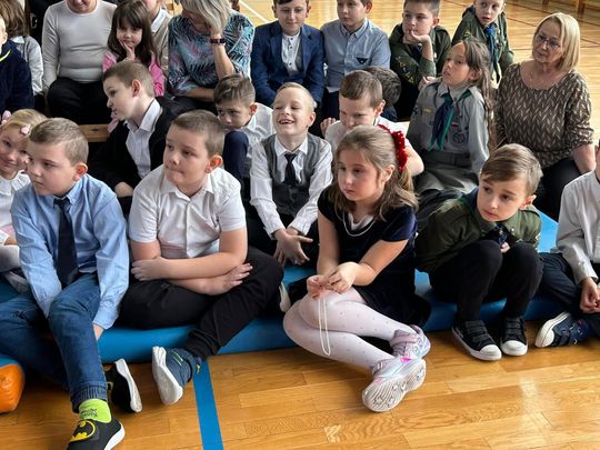 Spotkanie świąteczne w Szkole Podstawowej w Wierzbicy  [GALERIA ZDJĘĆ]