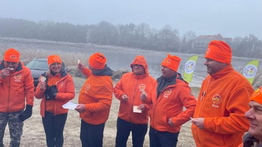 Klub Morsów - Krasnostawskie Karpie podczas świątecznej kąpieli [GALERIA ZDJĘĆ]