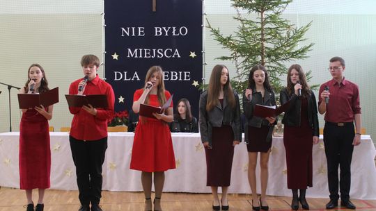 Spotkania wigilijne w Zespole Szkół Centrum Kształcenia Rolniczego w Okszowie [GALERIA ZDJĘĆ]