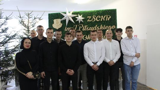 Spotkania wigilijne w Zespole Szkół Centrum Kształcenia Rolniczego w Okszowie [GALERIA ZDJĘĆ]