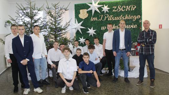 Spotkania wigilijne w Zespole Szkół Centrum Kształcenia Rolniczego w Okszowie [GALERIA ZDJĘĆ]