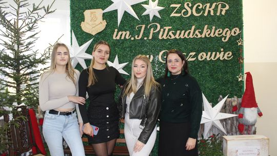 Spotkania wigilijne w Zespole Szkół Centrum Kształcenia Rolniczego w Okszowie [GALERIA ZDJĘĆ]