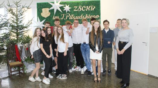 Spotkania wigilijne w Zespole Szkół Centrum Kształcenia Rolniczego w Okszowie [GALERIA ZDJĘĆ]