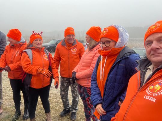 Klub Morsów - Krasnostawskie Karpie podczas świątecznej kąpieli [GALERIA ZDJĘĆ]