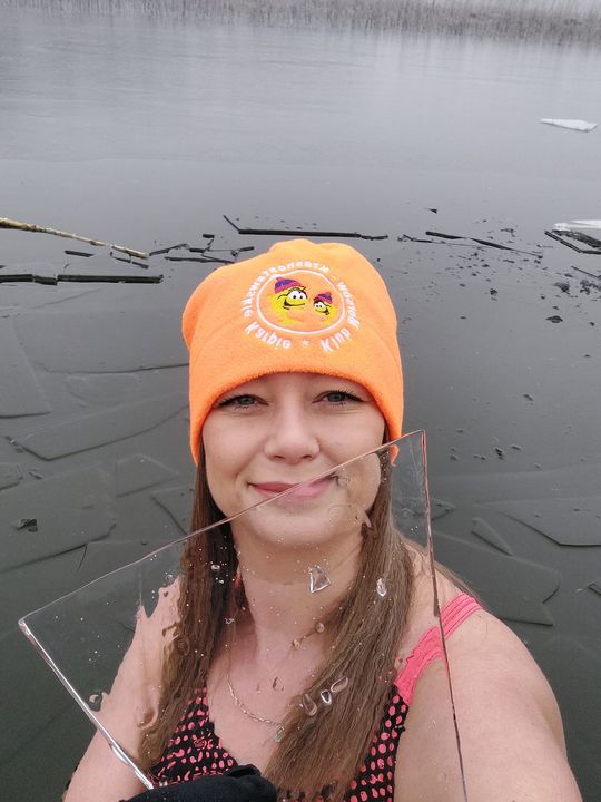 Klub Morsów - Krasnostawskie Karpie podczas świątecznej kąpieli [GALERIA ZDJĘĆ]