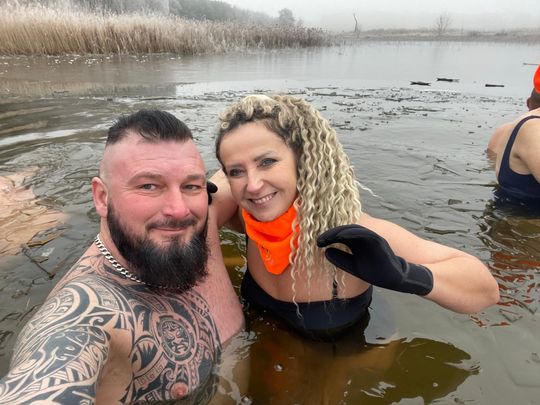 Klub Morsów - Krasnostawskie Karpie podczas świątecznej kąpieli [GALERIA ZDJĘĆ]