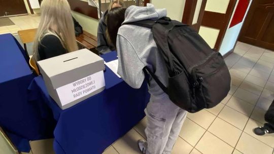 Pow. krasnostawski. Młodzieżowa Rada Powiatu w Krasnymstawie wybrana!