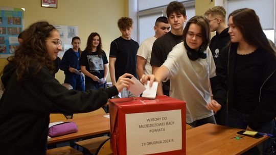 Pow. krasnostawski. Młodzieżowa Rada Powiatu w Krasnymstawie wybrana!